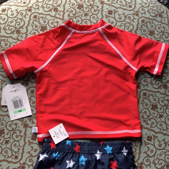 Flapdoodles rash guard(UPF 50+) & star swim trunks - Picture 6 of 6